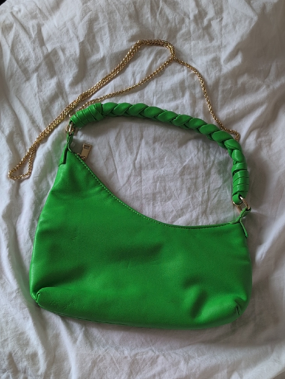 Like new urban expressions mini Crossbody